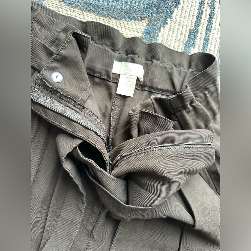 H&M Paper Bag Waist High Waisted Drawstring Pants - Picture 5 of 7